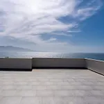 شقة Beachfront Apartments- Horizon ساراندا