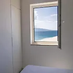 Beachfront Apartments- Horizon ساراندا