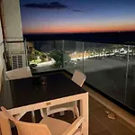 Beachfront Apartments- Horizon * Sarandë