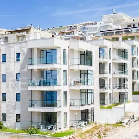 Beachfront Apartments- Horizon Appartement *