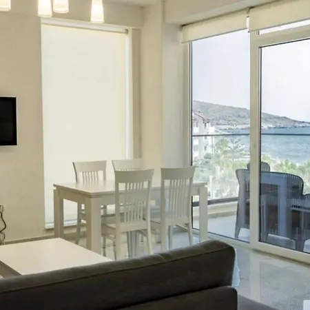 アパート Beachfront Apartments- Horizon Sarandë