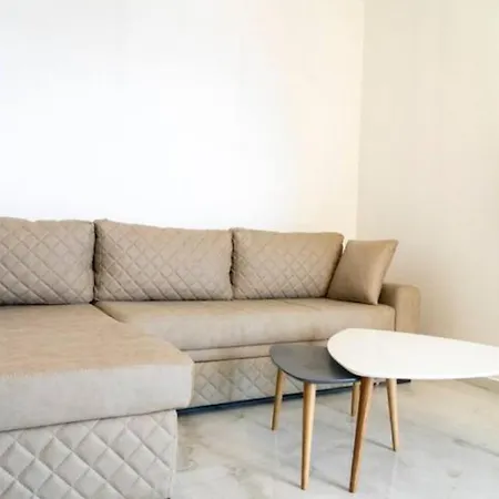 Beachfront Apartments- Horizon