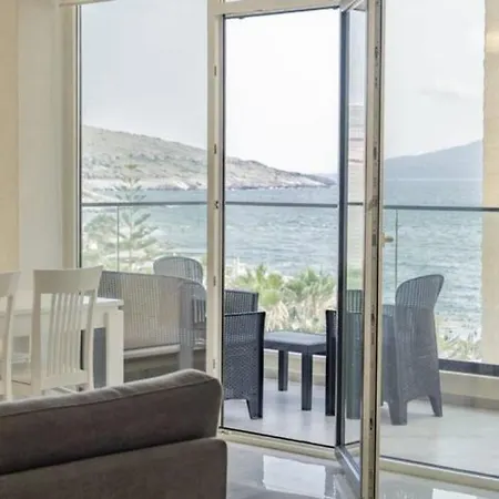 Beachfront Apartments- Horizon アパート Sarandë