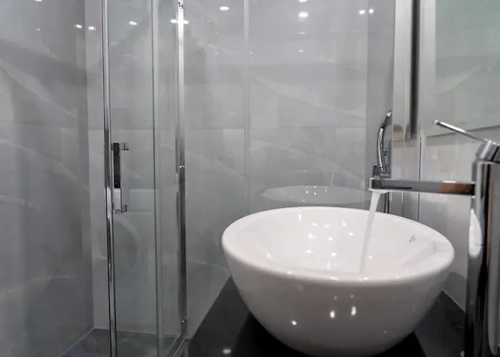 Beachfront Apartments- Horizon 公寓 *