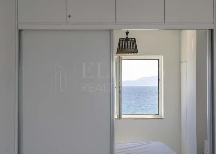 Beachfront Apartments- Horizon 公寓 Sarandë