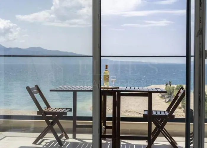 Beachfront Apartments- Horizon * Sarandë