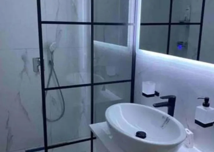 Beachfront Apartments- Horizon