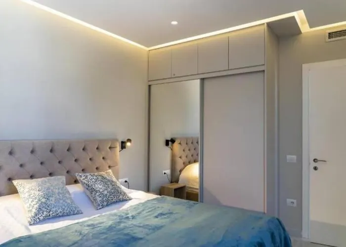 Beachfront Apartments- Horizon Sarandë