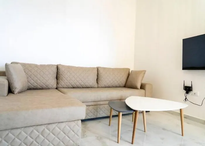 Beachfront Apartments- Horizon