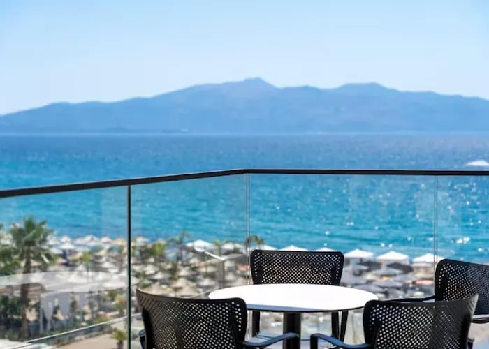 Beachfront Apartments- Horizon 公寓