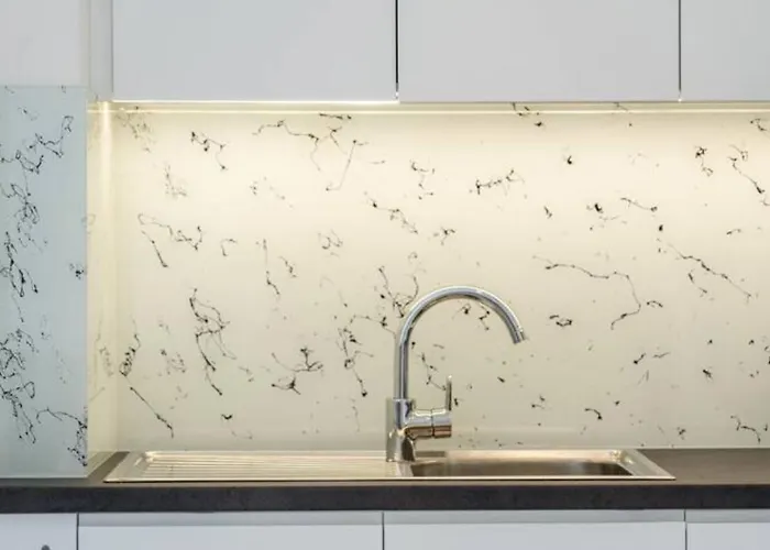 Beachfront Apartments- Horizon *