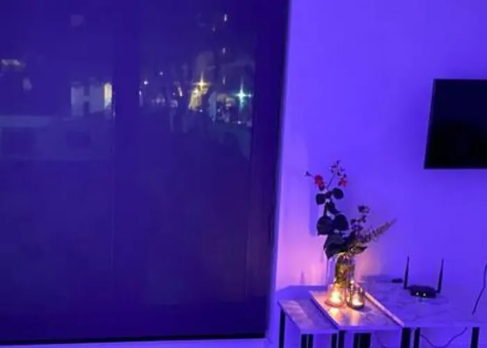 Beachfront Apartments- Horizon