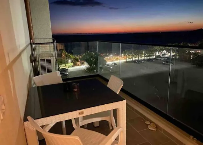 Beachfront Apartments- Horizon * Sarandë